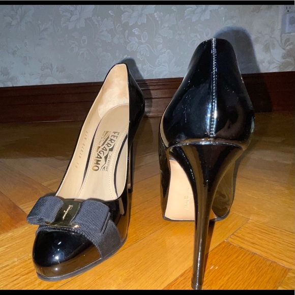 Salvatore Ferragamo Heels - Picture 3 of 9